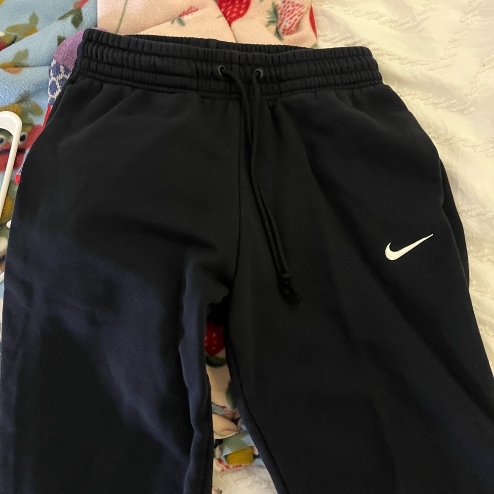 Black Nike Sweatpants